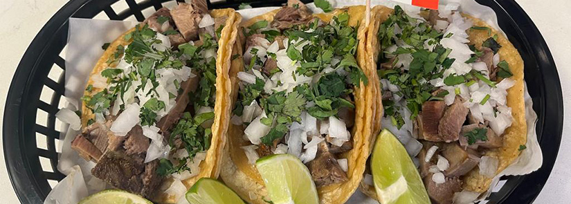 Photo showing Torres asada tacos